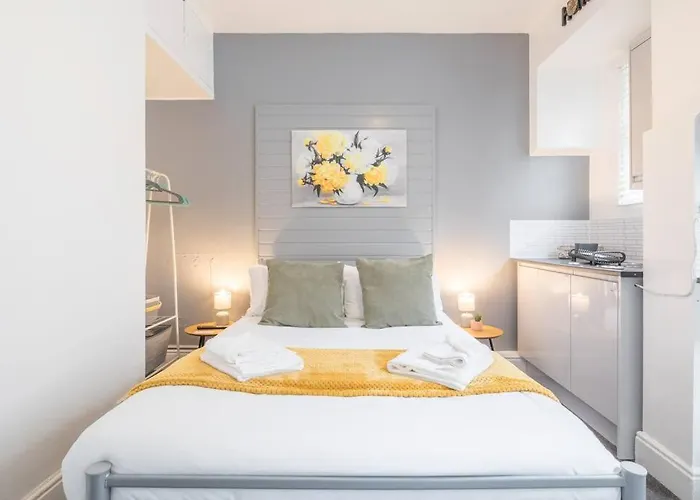 Private Room 2 With Kitchenette By Cb Stays No Minimum Stays